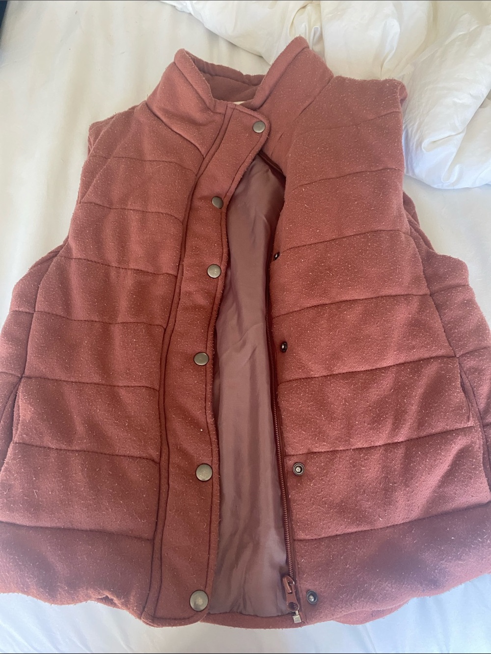 BE COOL Quilted Sleeveless Puffer Vest in Dusty Rose